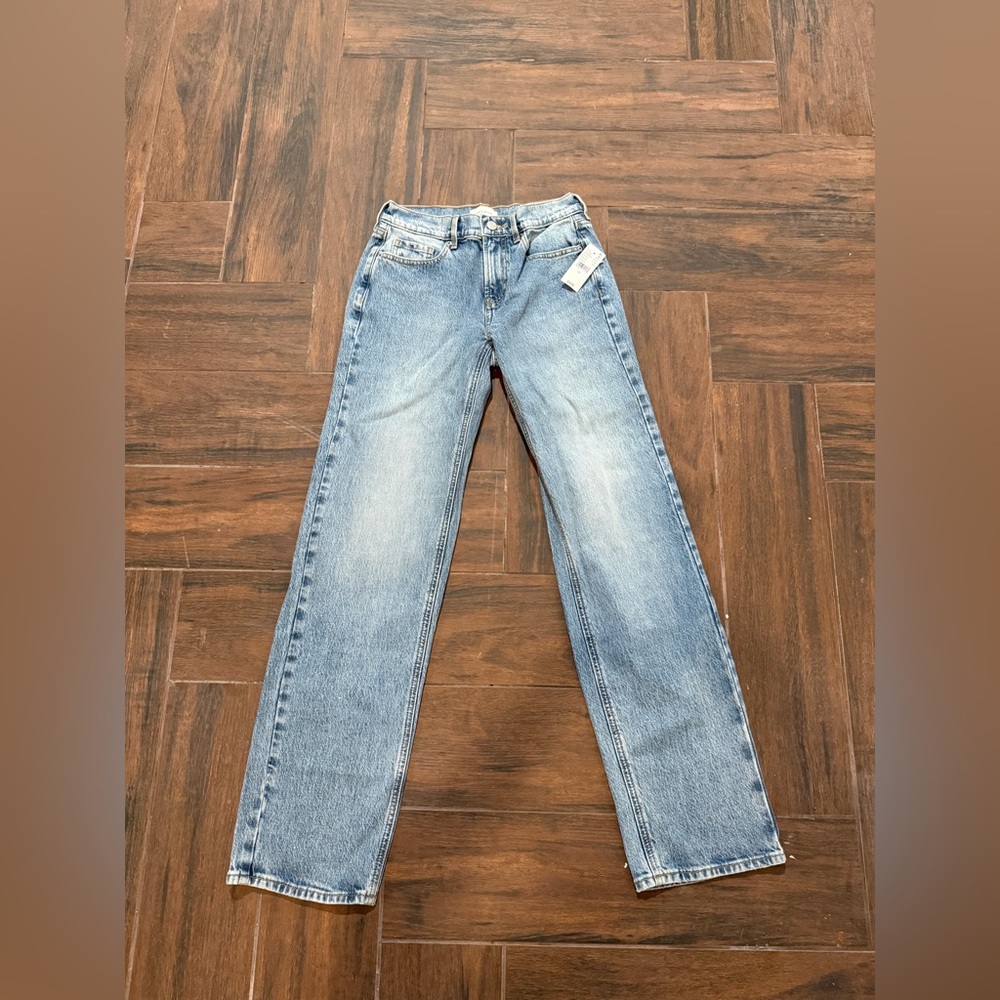 NWT Pacsun Jordyn straight leg, low-rise Light Blue Denim Jeans in size 23